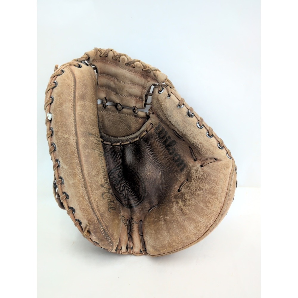 Used Wilson The A 2403 Catchers Mitt Pro Model For Righthand Throw